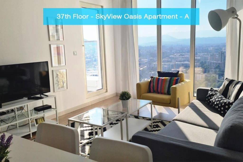 Apartman 37th Floor - Skyview Oasis - A *